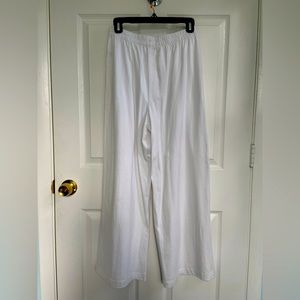Z-supply white wide-legged cotton pants size S. New without tags (never worn)